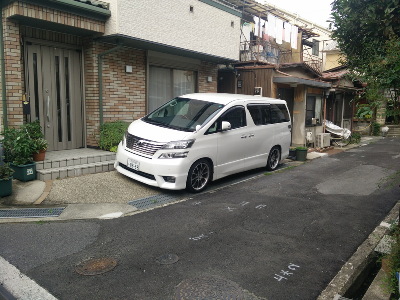 Illustration for article titled Carspotting in Japan - Tokyo/Kyoto